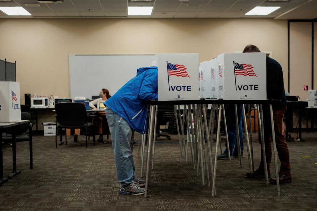 New Mexicans vote in gubernatorial primaries as revenue soars from oil boom
