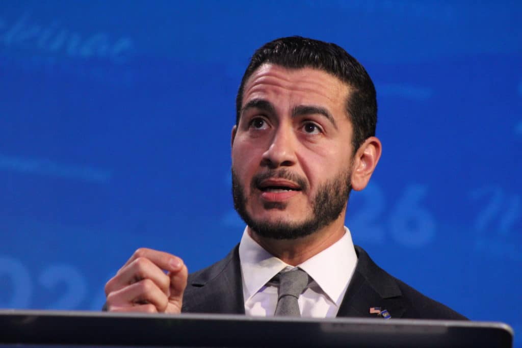 Progressive El-Sayed goes on offensive as Michigan Democrats clash in U.S. Senate debate
