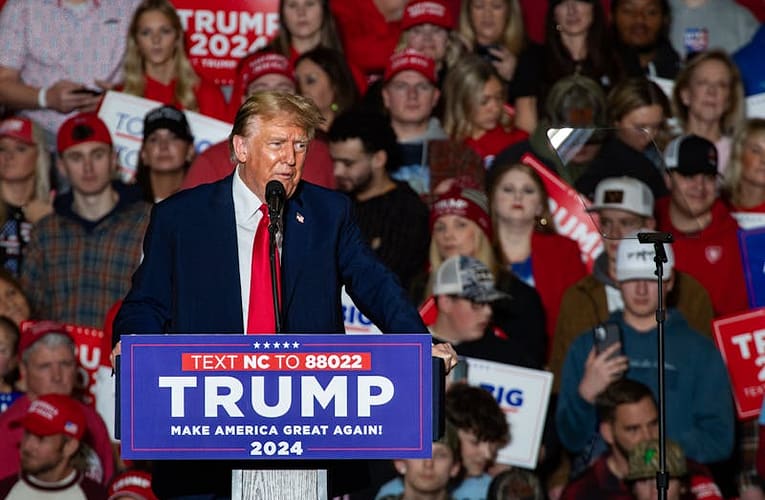 Elon Poll finds 35% of North Carolinians approve of President Trump, over 50% oppose Iran conflict – Elon News Network